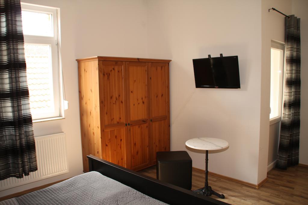 Deutsches Haus Hotell Springe Rum bild